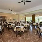 Ambassador 3*